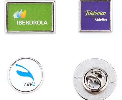 Chapas y marketing, un formato económico de publicidad para eventos y empresas