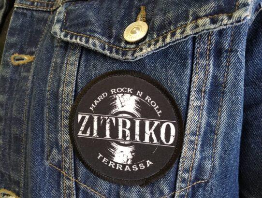 Cómo personalizar y customizar tus prendas de vestir con parches